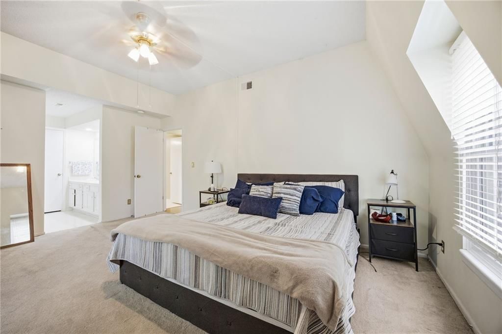 10704 Glenwood Street — photo 19