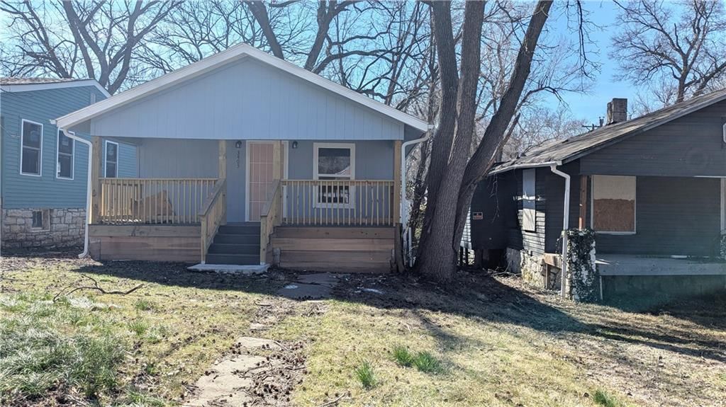 3403 E 62 Street — photo 2