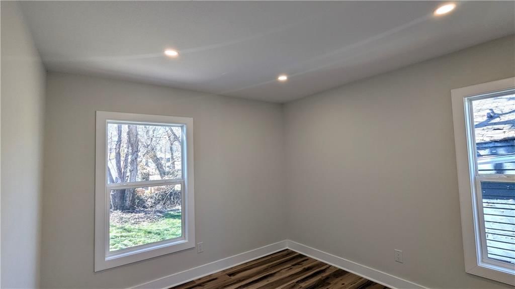 3403 E 62 Street — photo 16