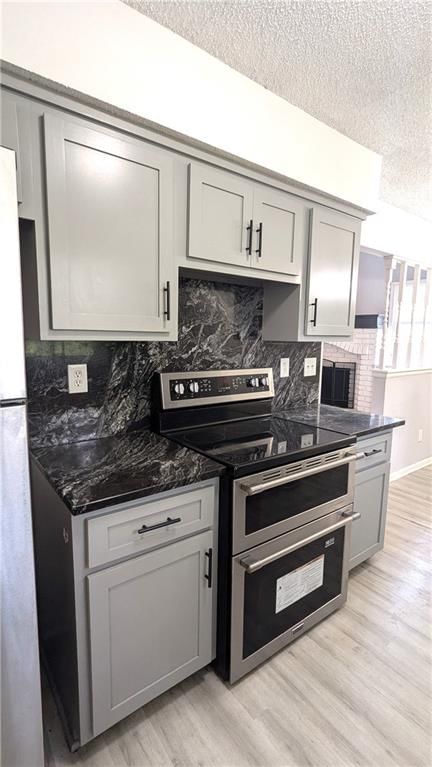 2005 N Plymouth Road — photo 16