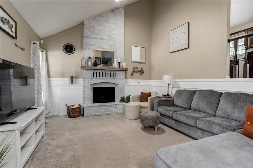 5727 Osage Avenue — photo 4