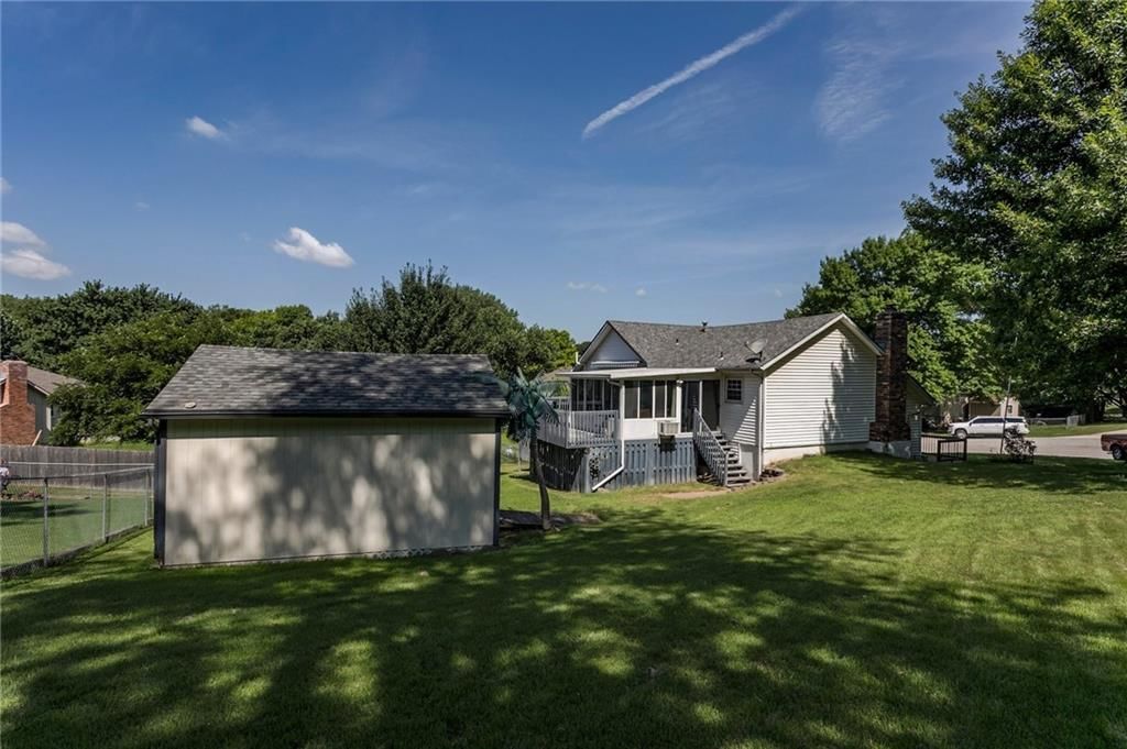 5727 Osage Avenue — photo 23