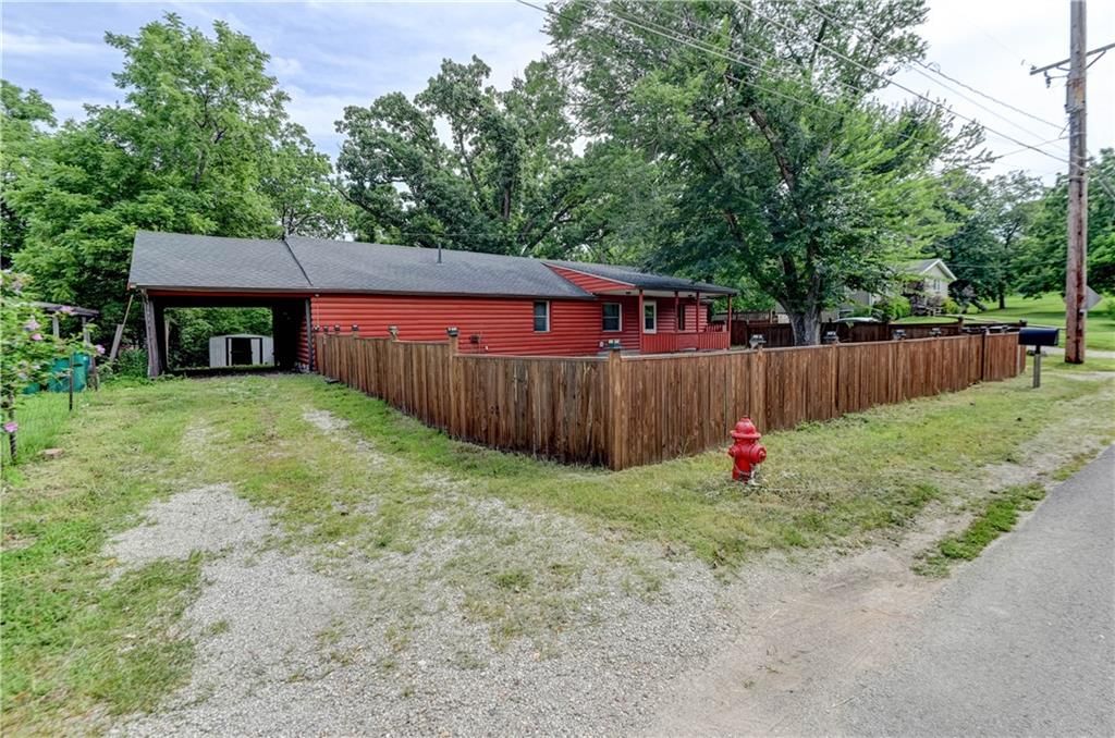 6828 Berry Road — photo 40