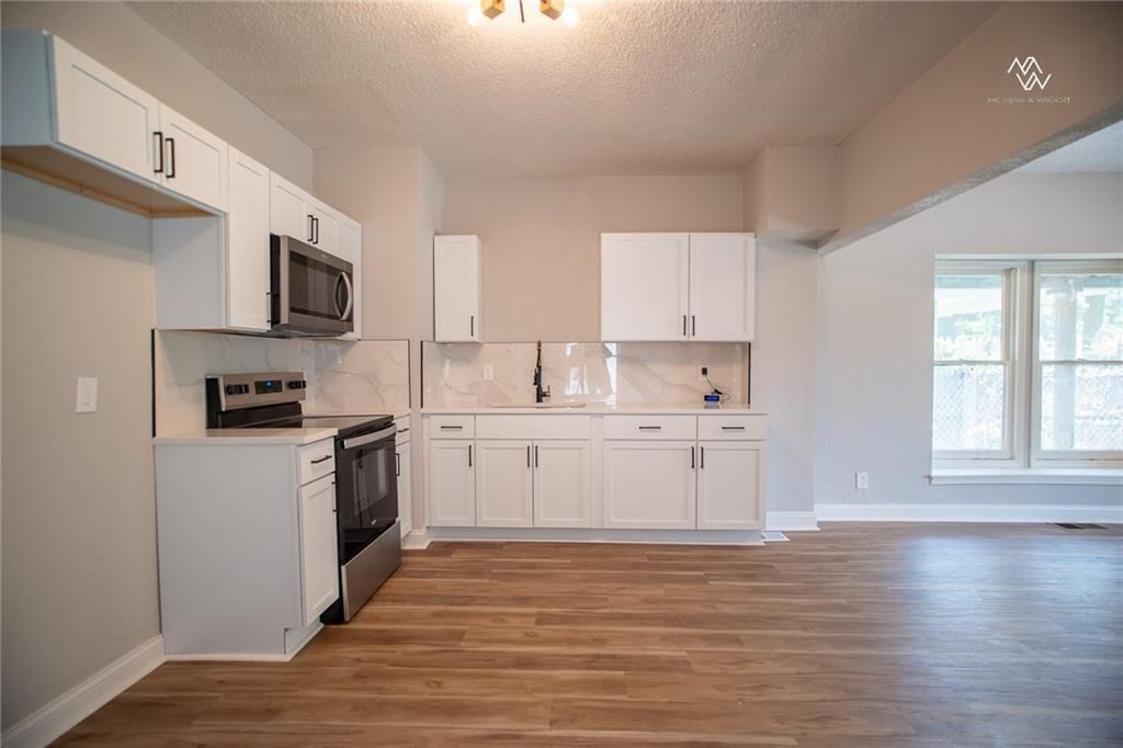 406 Drury Avenue — photo 5