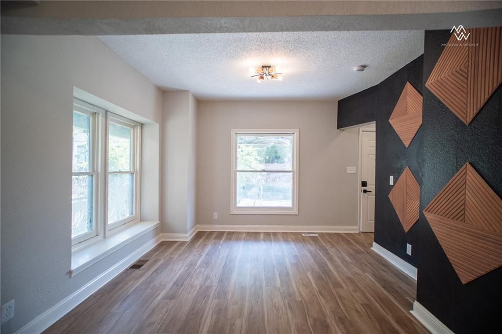406 Drury Avenue — photo 7