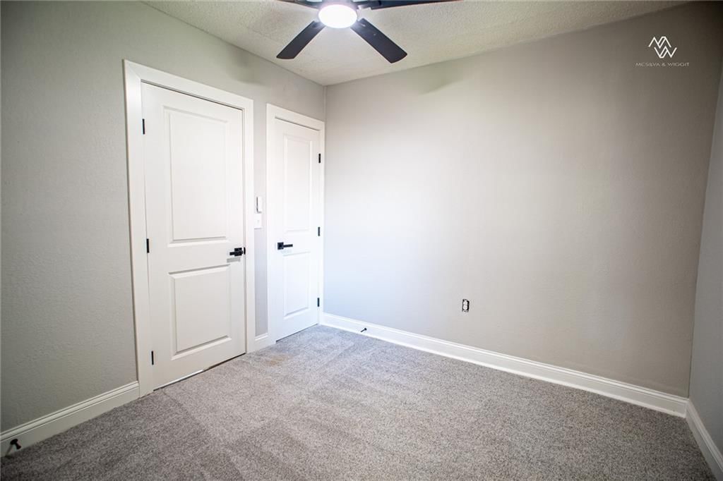 406 Drury Avenue — photo 8