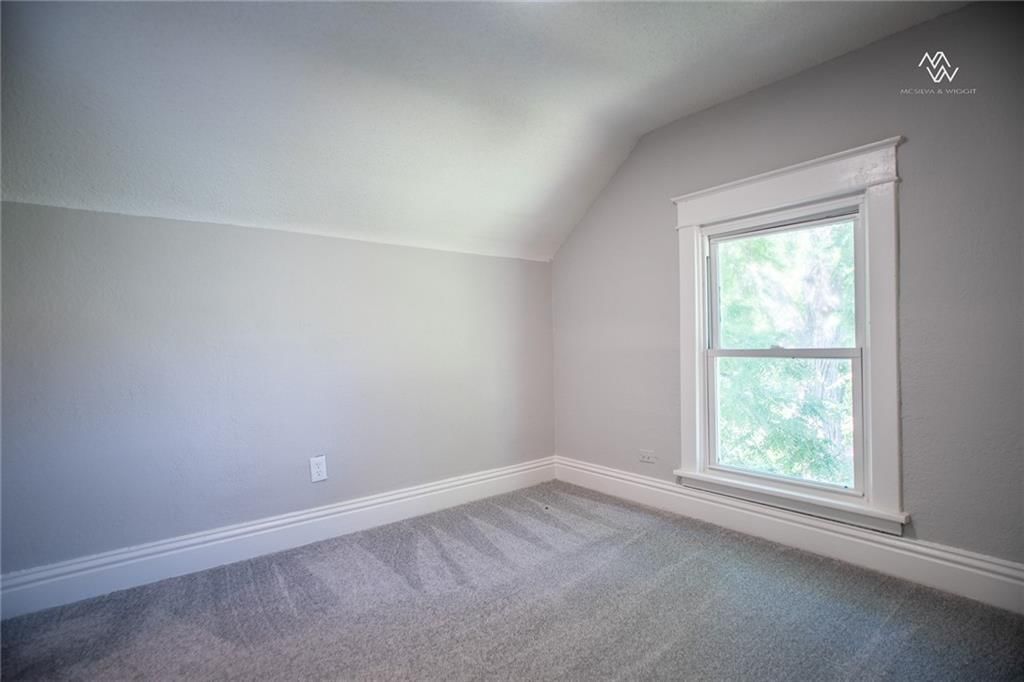 406 Drury Avenue — photo 10