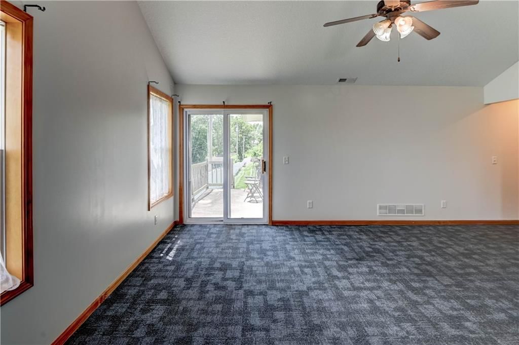 2802 Easton Street — photo 12