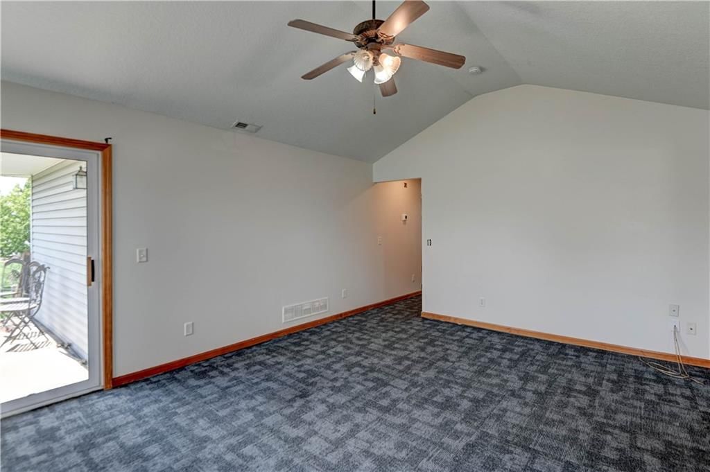 2802 Easton Street — photo 13