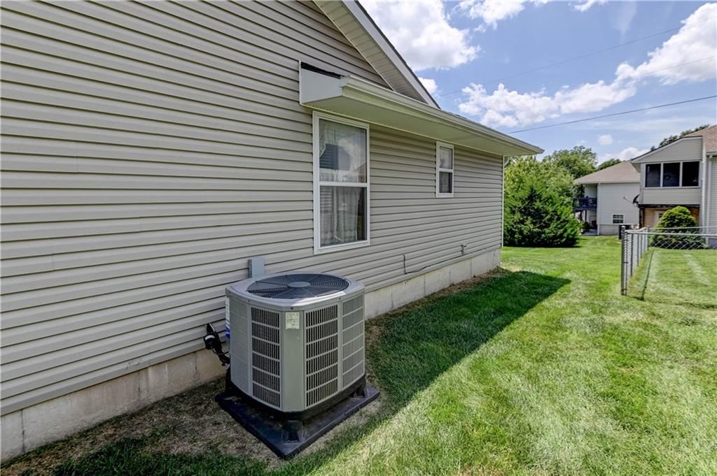 2802 Easton Street — photo 35