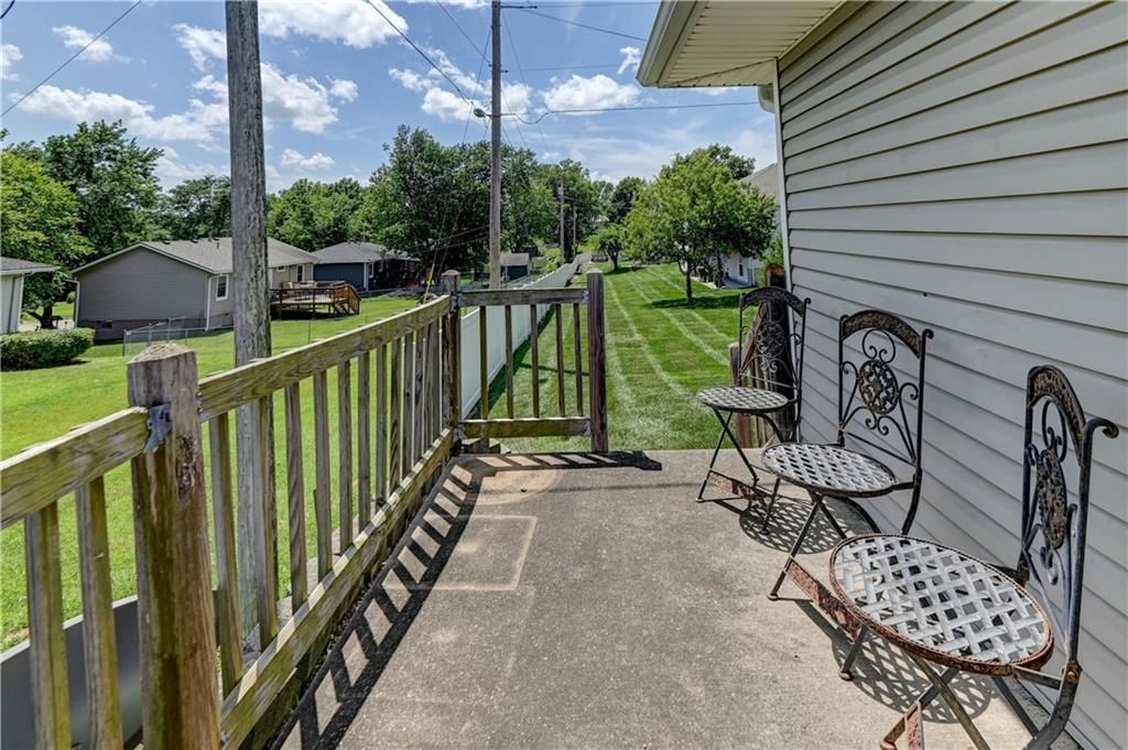 2802 Easton Street — photo 39