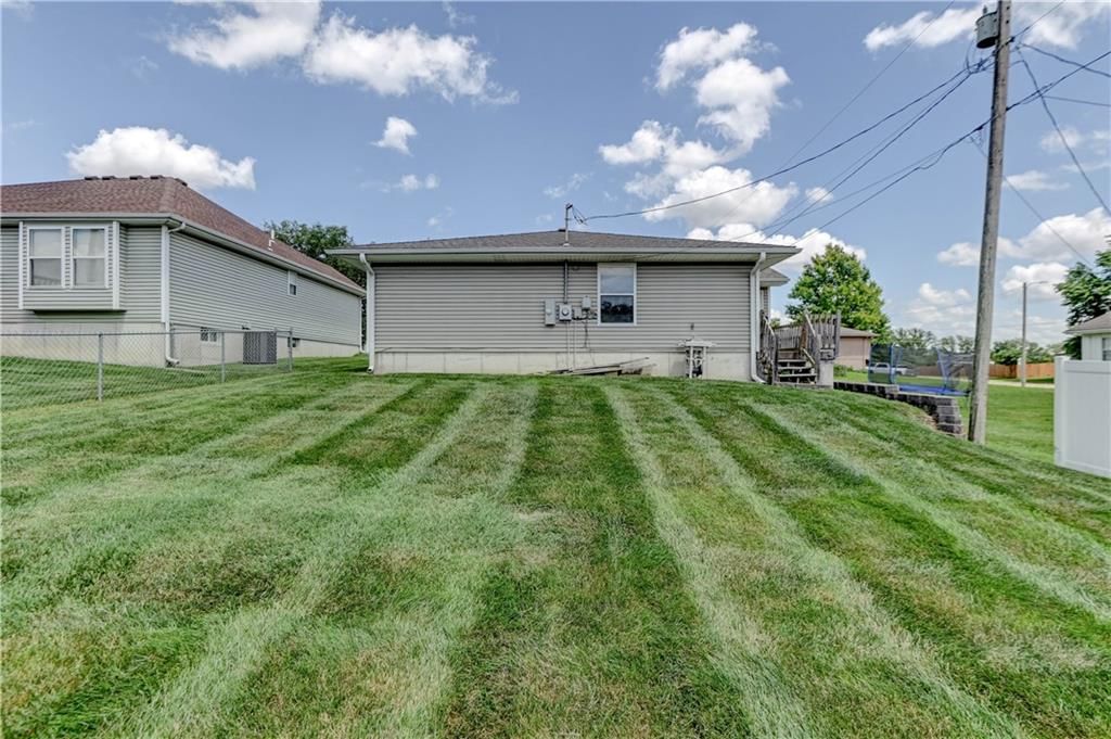 2802 Easton Street — photo 42