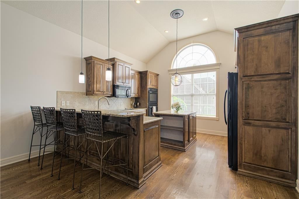 16877 S Bradley Drive — photo 13