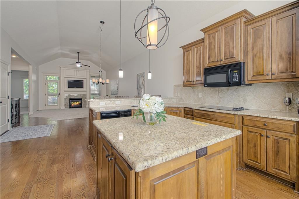 16877 S Bradley Drive — photo 16