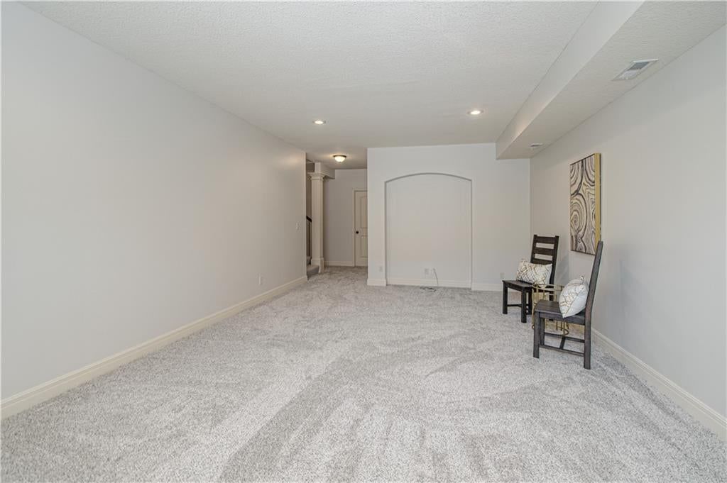 16877 S Bradley Drive — photo 29