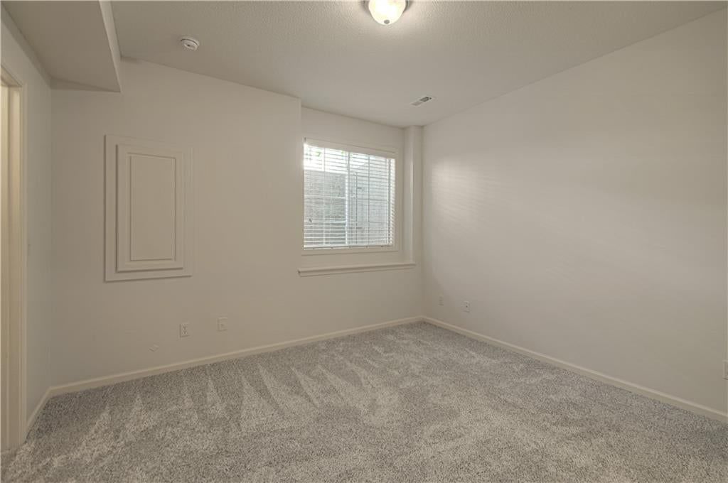 16877 S Bradley Drive — photo 33