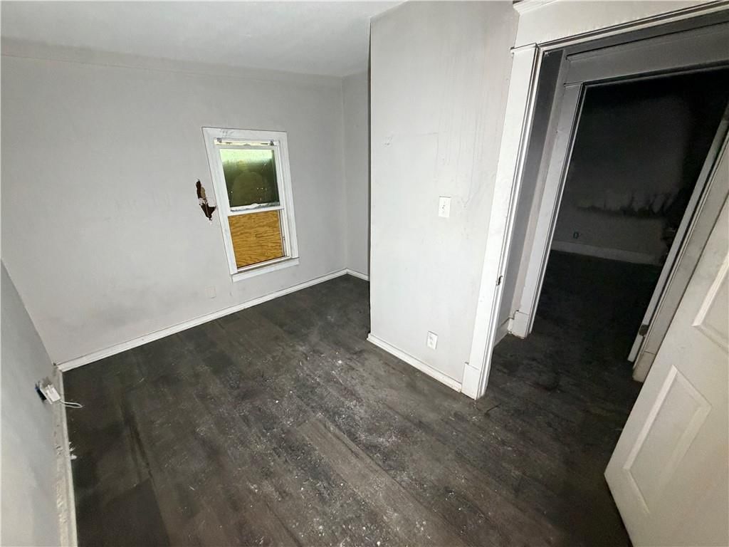 203 N Crysler Avenue — photo 11