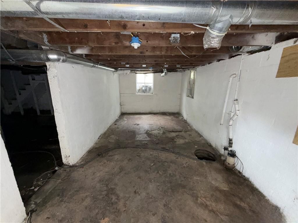 203 N Crysler Avenue — photo 14