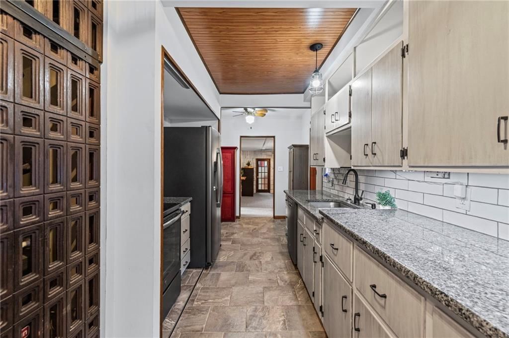 515 S 8th Street — photo 13