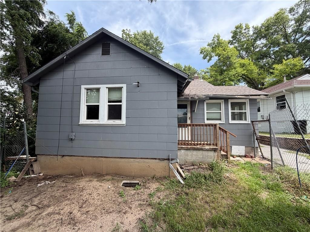 206 S Hardy Avenue — photo 4