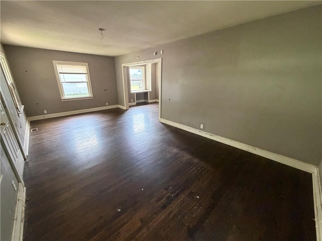 206 S Hardy Avenue — photo 5