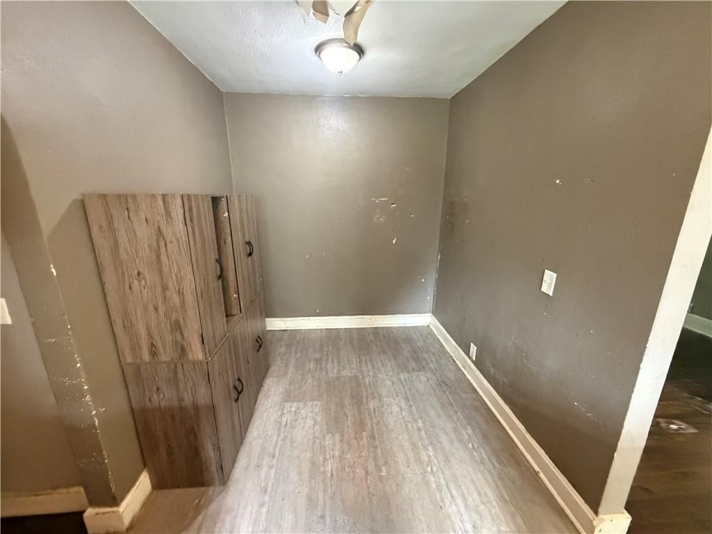 206 S Hardy Avenue — photo 10