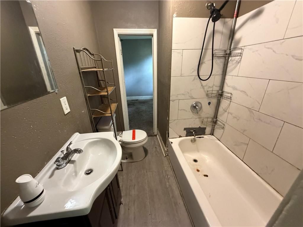 206 S Hardy Avenue — photo 13