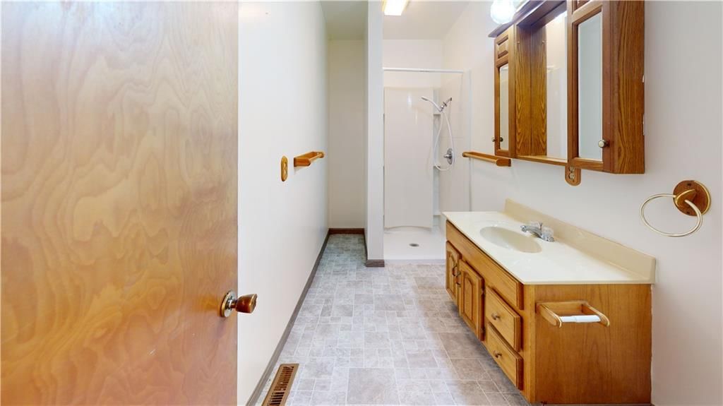 1705 N Main Street — photo 13