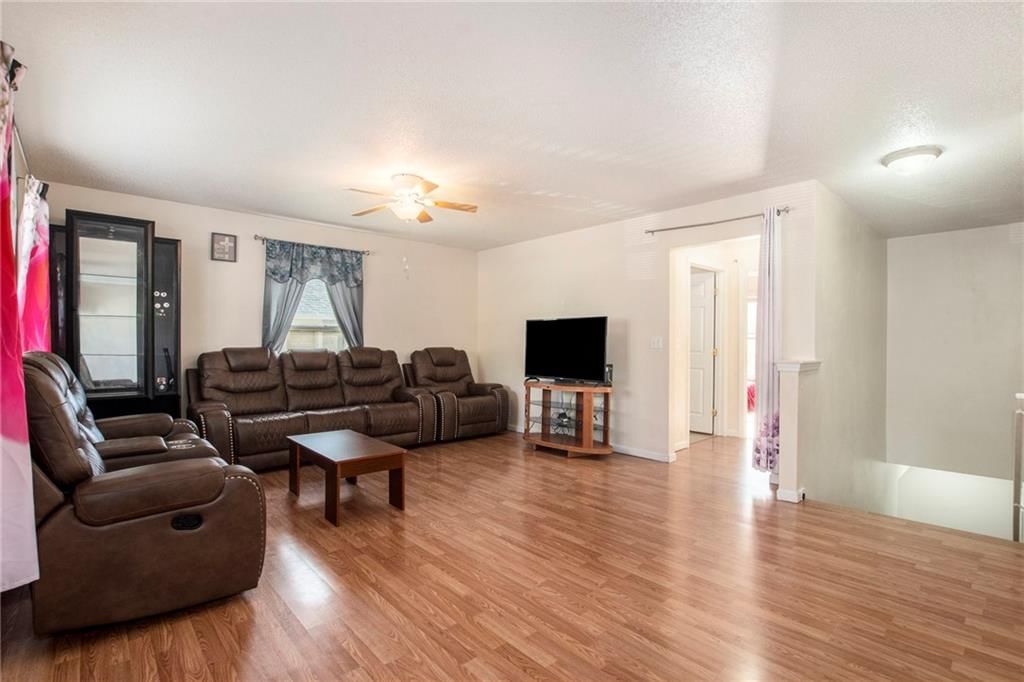 Photo 4 of 22 - 224 N 13th Street, Kansas City, KS 66102