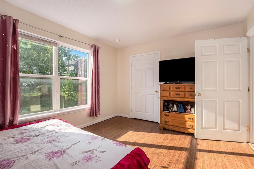 Photo 12 of 22 - 224 N 13th Street, Kansas City, KS 66102