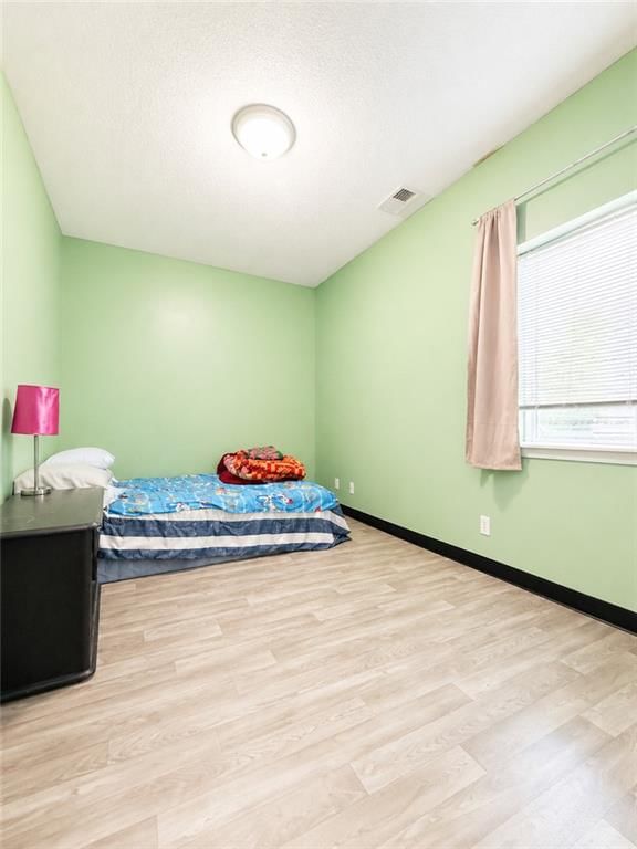 Photo 16 of 22 - 224 N 13th Street, Kansas City, KS 66102