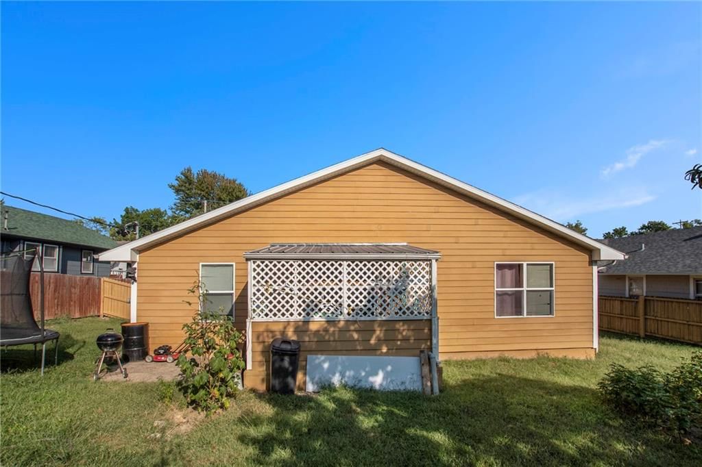 Photo 19 of 22 - 224 N 13th Street, Kansas City, KS 66102