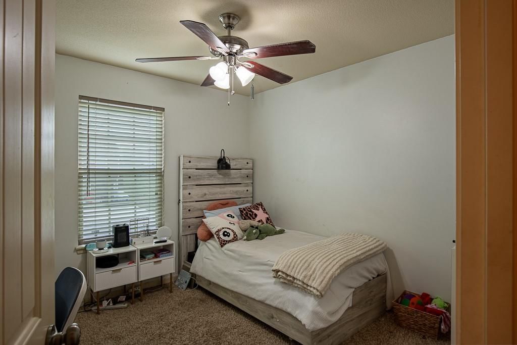 1000 SW Redbud Circle — photo 27