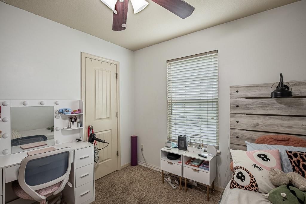 1000 SW Redbud Circle — photo 29