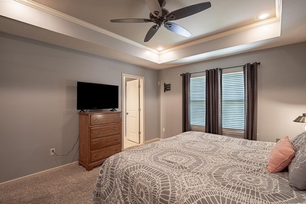 1000 SW Redbud Circle — photo 35