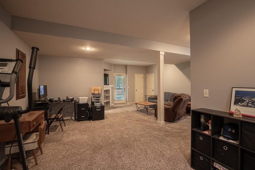 1000 SW Redbud Circle — photo 46