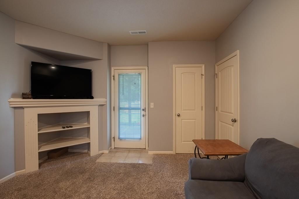 1000 SW Redbud Circle — photo 51