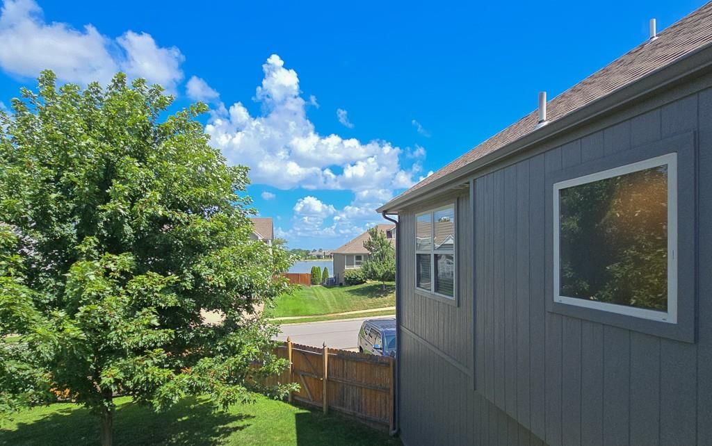 1000 SW Redbud Circle — photo 59