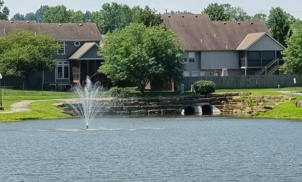1000 SW Redbud Circle — photo 71