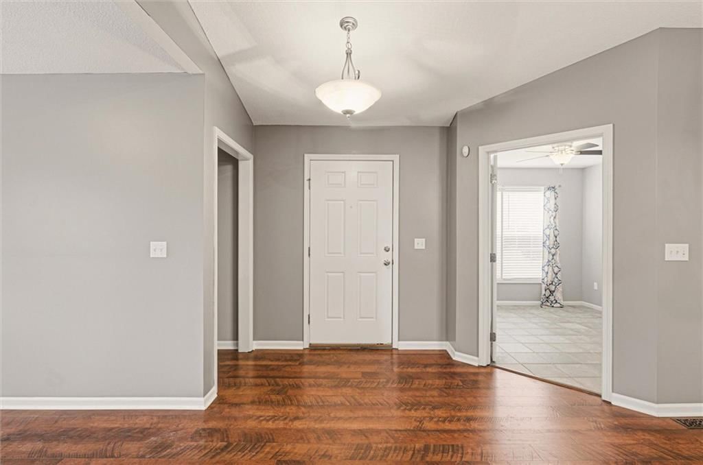 21865 W 119th Terrace — photo 4