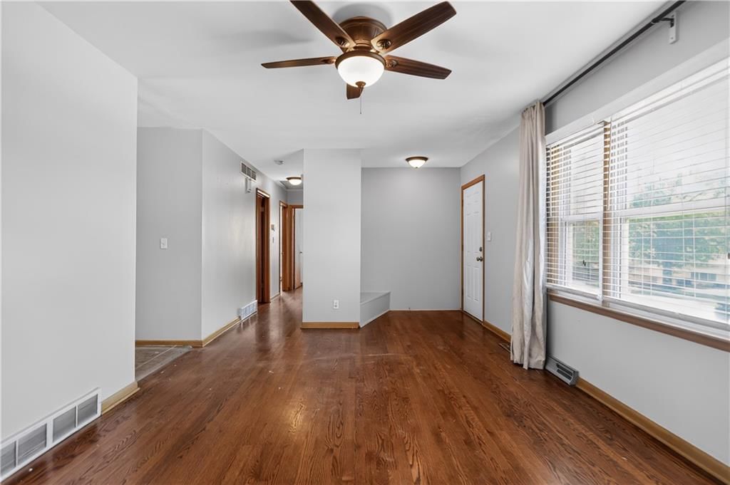 3608 E 106TH Terrace — photo 4