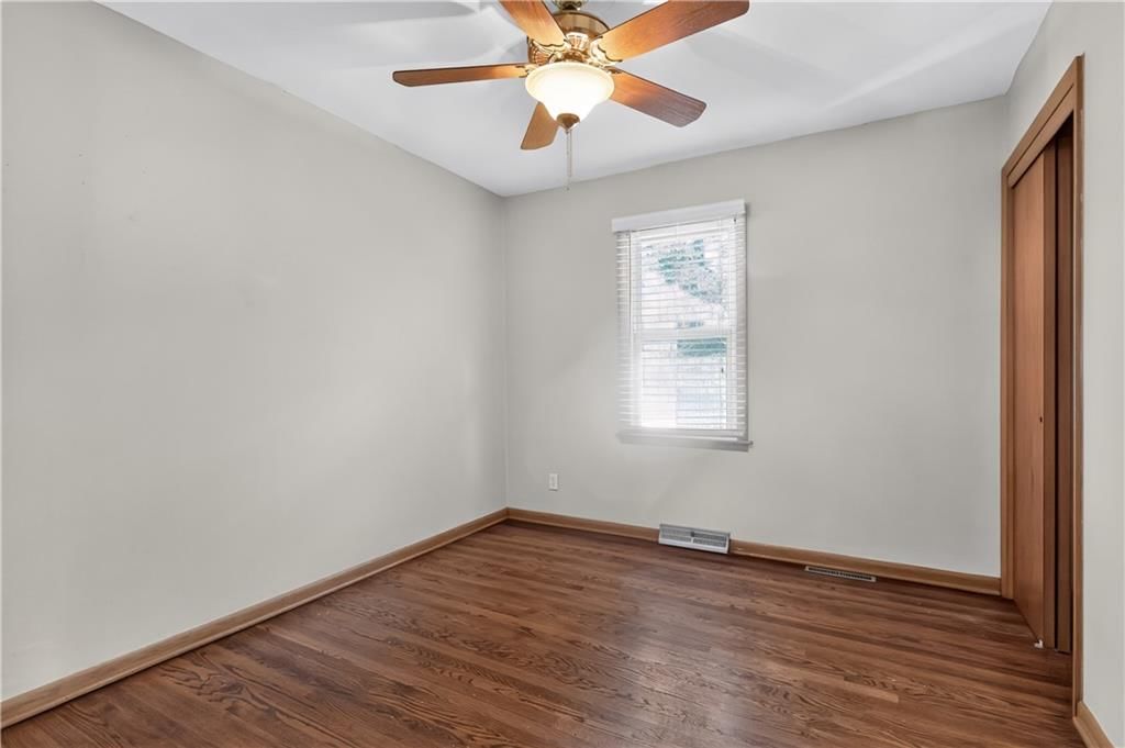 3608 E 106TH Terrace — photo 8