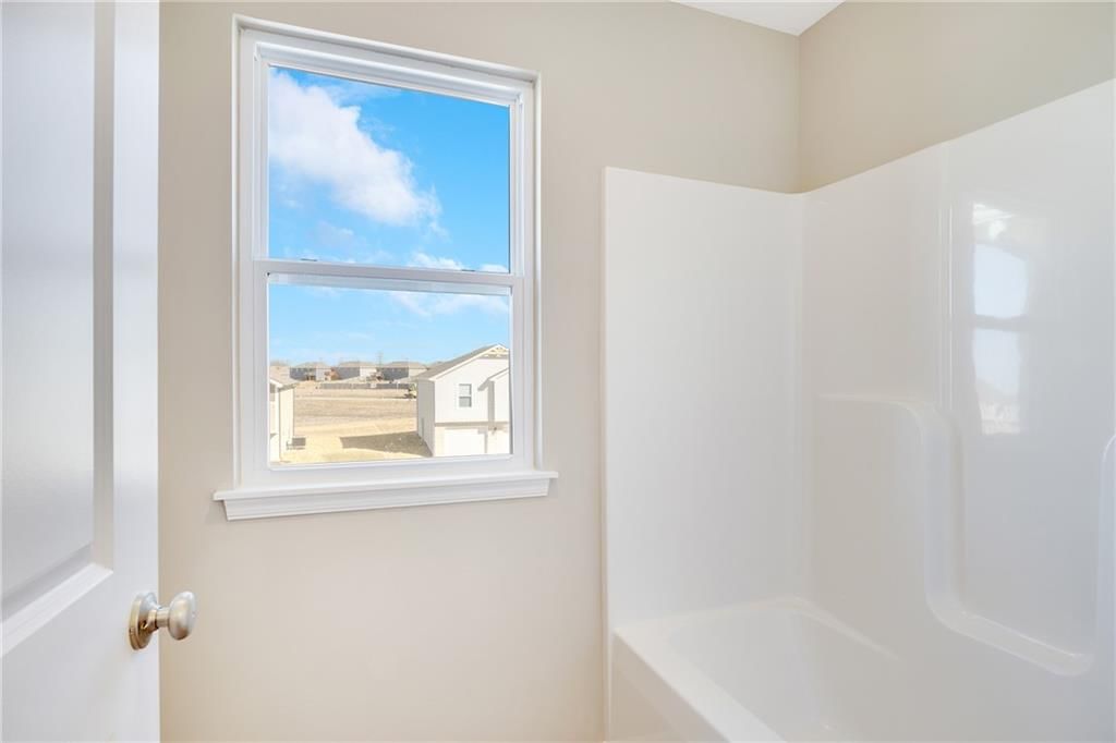 600 Lemon Mint Drive — photo 29