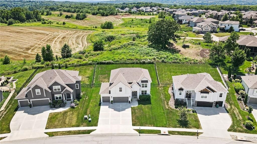 12760 N Imperial Drive — photo 35