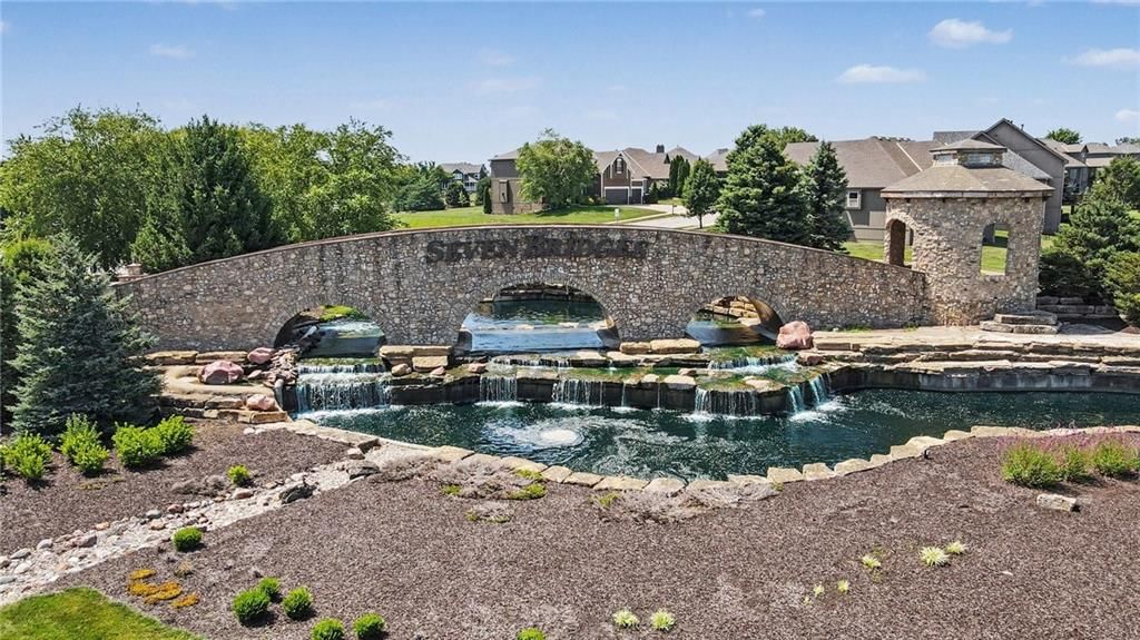 12760 N Imperial Drive — photo 36