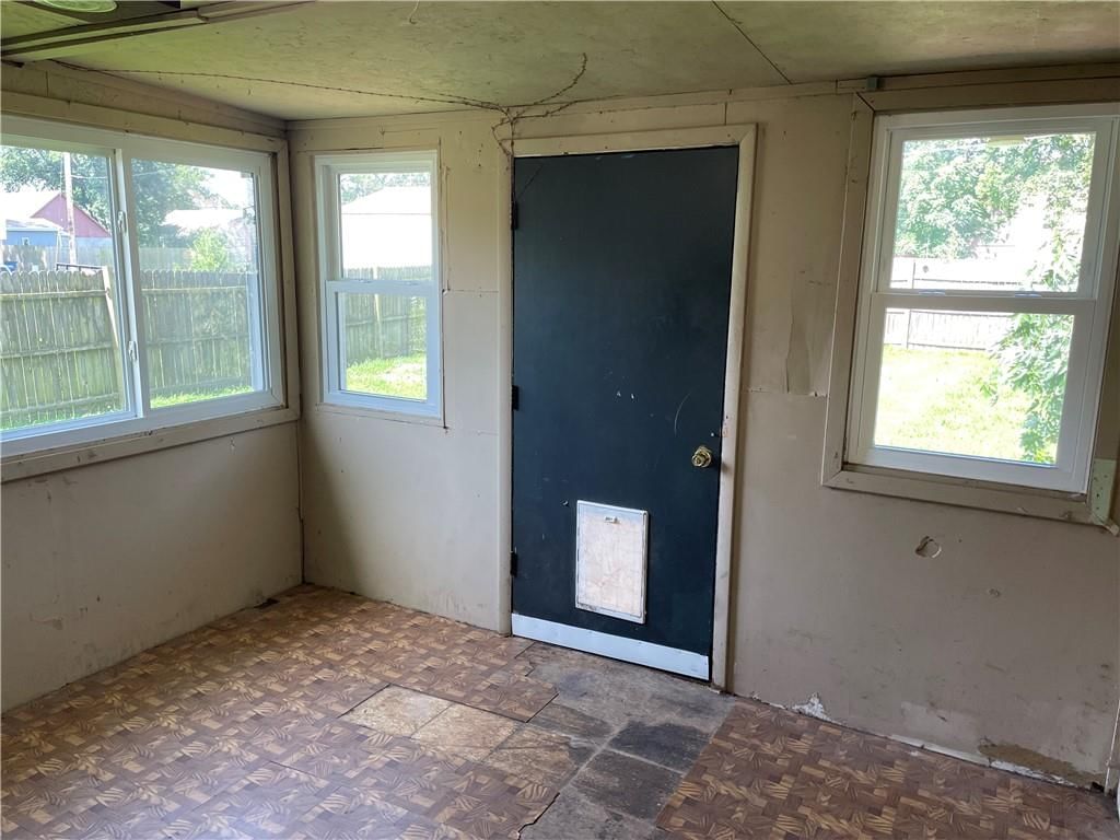 217 Main Street — photo 16