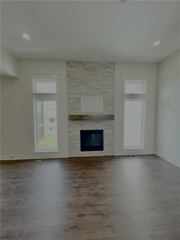 2144 Deerfield Terrace — photo 3