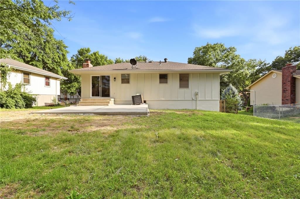110 Brentwood Drive — photo 37