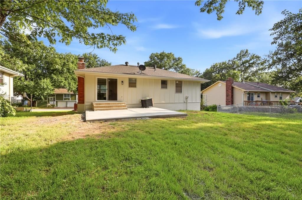 110 Brentwood Drive — photo 38