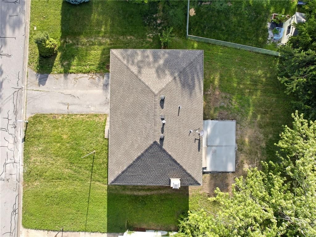 110 Brentwood Drive — photo 43